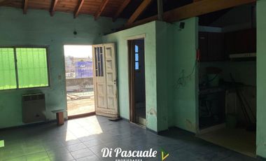 Venta Locales con Departamentos Ideal Inversores -  Paso Del Rey Centro