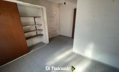 Venta Locales con Departamentos Ideal Inversores -  Paso Del Rey Centro