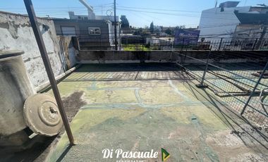 Venta Locales con Departamentos Ideal Inversores -  Paso Del Rey Centro
