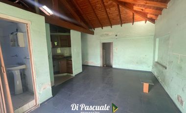 Venta Locales con Departamentos Ideal Inversores -  Paso Del Rey Centro