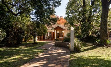 Venta - Casa 3 dormit    casa de huéspedes - Bella Vista
