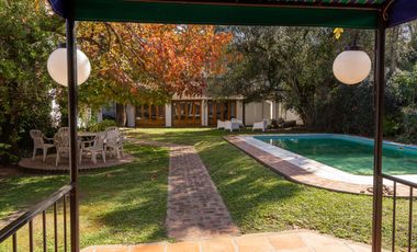 Venta - Casa 3 dormit    casa de huéspedes - Bella Vista