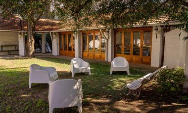 Venta - Casa 3 dormit    casa de huéspedes - Bella Vista