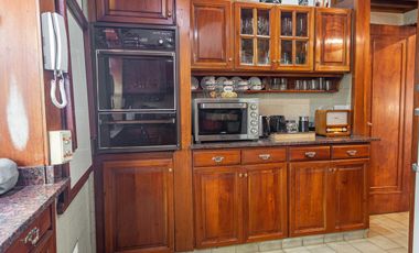 Venta - Casa 3 dormit    casa de huéspedes - Bella Vista