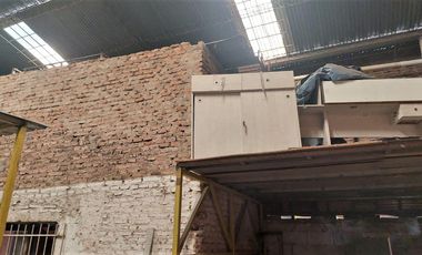 Venta Galpón con oficinas - Larrea, Rosario