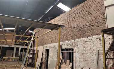 Venta Galpón con oficinas - Larrea, Rosario