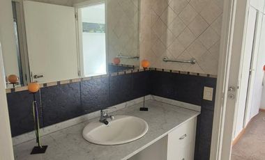 Casa en alquiler amoblada en Santa Maria de Tigre con amarra propia