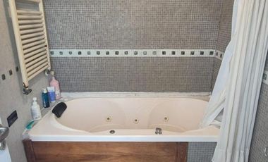 Casa en alquiler amoblada en Santa Maria de Tigre con amarra propia