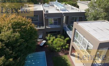Casa en alquiler amoblada en Santa Maria de Tigre con amarra propia