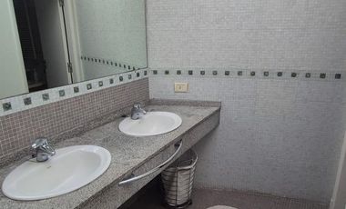 Casa en alquiler amoblada en Santa Maria de Tigre con amarra propia