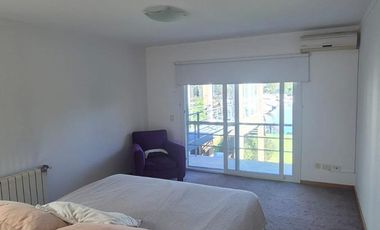 Casa en alquiler amoblada en Santa Maria de Tigre con amarra propia