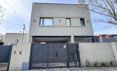 Casa en venta en Bella Vista, San Miguel, GBA Norte - 6 Ambientes