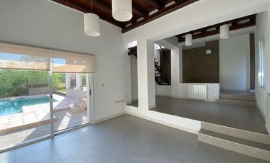 Casa en Chacras De Coria