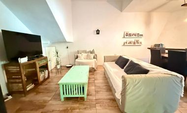 Casa a la Venta con Jardin en Victoria!