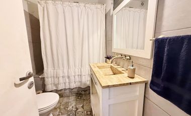 Casa a la Venta con Jardin en Victoria!