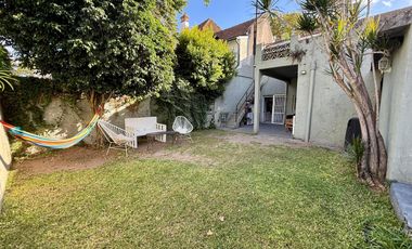 Casa a la Venta con Jardin en Victoria!