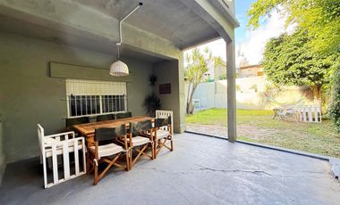 Casa a la Venta con Jardin en Victoria!