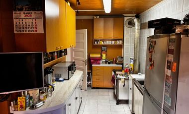 Local y Vivienda en excelente ubicación, a pasos del centro de la ciudad
