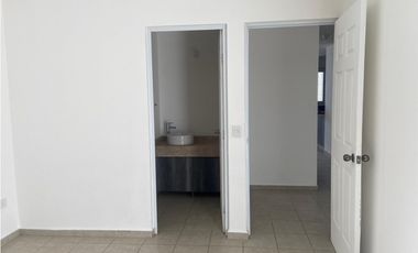 RENTA DEPARTAMENTO PLANTA BAJA EN TRES CANTOS RESIDENCIAL QUERETARO