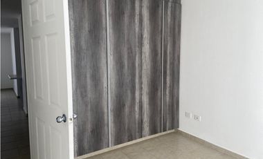 RENTA DEPARTAMENTO PLANTA BAJA EN TRES CANTOS RESIDENCIAL QUERETARO