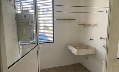 RENTA DEPARTAMENTO PLANTA BAJA EN TRES CANTOS RESIDENCIAL QUERETARO