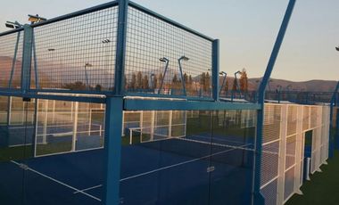 Venta Canchas de Padle Chicureo