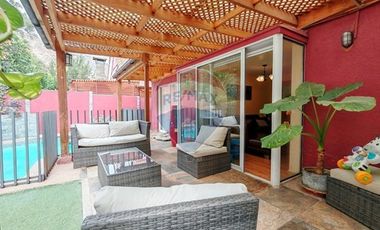 Espectacular Casa de 3D+3b, con piscina, quincho