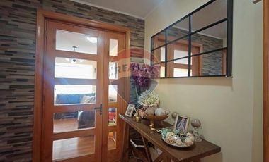 Espectacular Casa de 3D+3b, con piscina, quincho