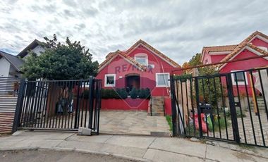 Espectacular Casa de 3D+3b, con piscina, quincho