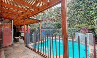 Espectacular Casa de 3D+3b, con piscina, quincho