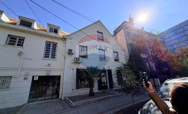 Casa comercial, oficinas y bodegas Providencia