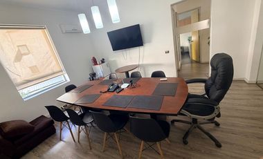 Casa comercial, oficinas y bodegas Providencia