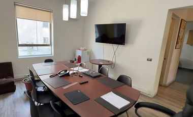 Casa comercial, oficinas y bodegas Providencia