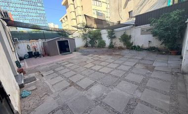 Casa comercial, oficinas y bodegas Providencia