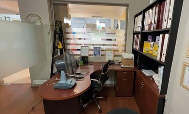 Casa comercial, oficinas y bodegas Providencia