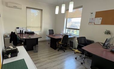 Casa comercial, oficinas y bodegas Providencia