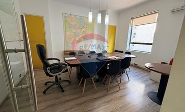 Casa comercial, oficinas y bodegas Providencia
