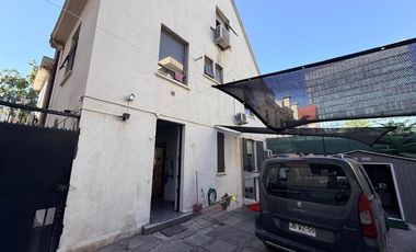 Casa comercial, oficinas y bodegas Providencia