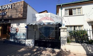 Excelente Casa Comercial en Providencia