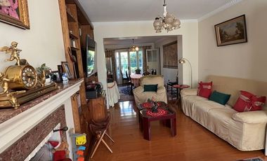 Excelente Casa Comercial en Providencia
