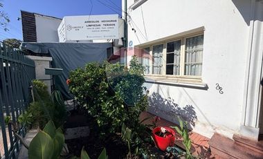 Excelente Casa Comercial en Providencia