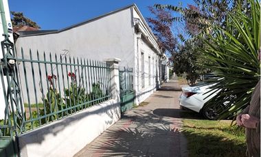 Excelente Casa Comercial en Providencia
