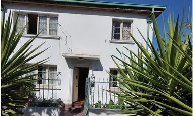 Excelente Casa Comercial en Providencia