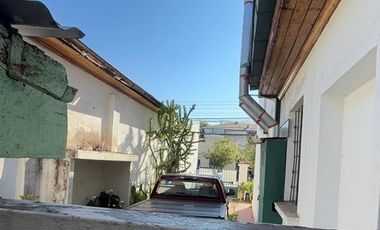 Excelente Casa Comercial en Providencia