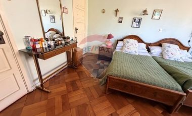 Excelente Casa Comercial en Providencia