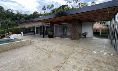 ARRIENDO de CASA CAMPESTRE en PEREIRA