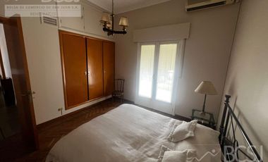Casa en Capital - San Luis oeste al 500
