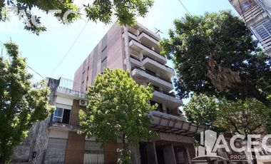 Venta Departamento 1 Dormitorio con Patio - Barrio Martin