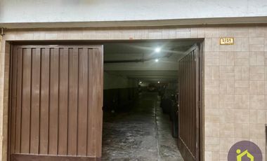 Cocheras en venta Paternal
