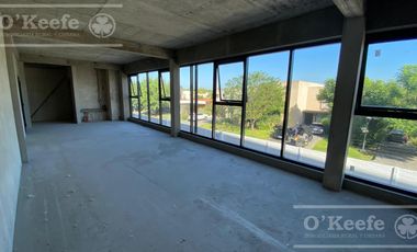 Oficina en venta con cochera cubierta a estrenar - Office Garden - Hudson